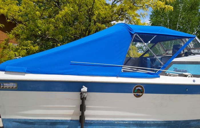 Custom enclosure for small boats